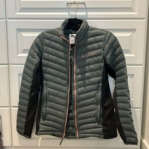 Helly Hansen lightweight layer with insulated lining